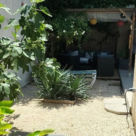 Studio Pour Location Vacances A La Semaine Avignone Esterno foto